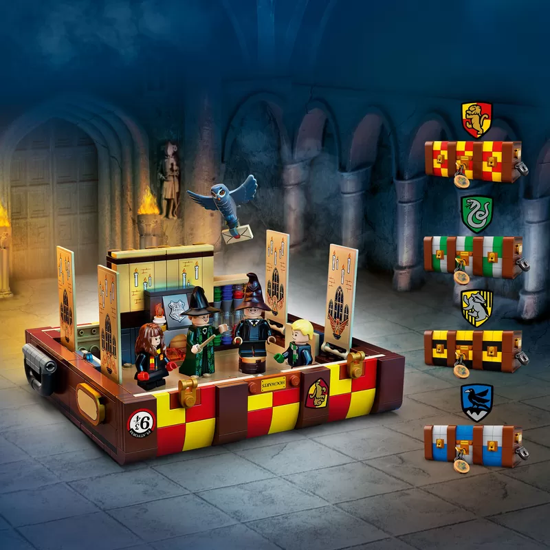 - HARRY POTTERTM HOGWARTSTM MAGICAL TRUNK 76399 BUILDING KIT