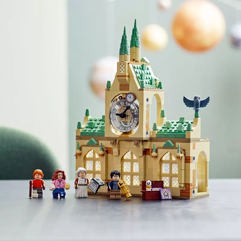 - 76398 HARRY POTTER HOGWARTS HOSPITAL WING