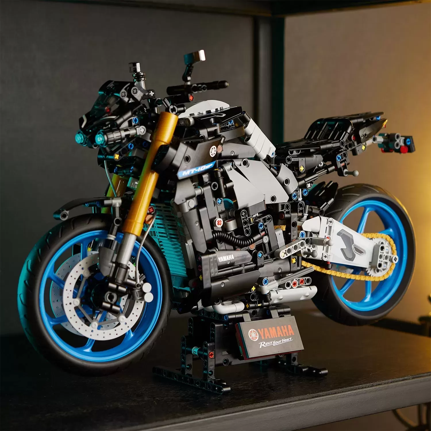 ® TECHNICTM Yamaha MT-10 SP