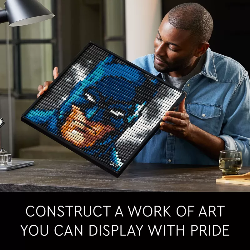 - ART JIM LEE BATMAN COLLECTION 31205 BUILDING KIT