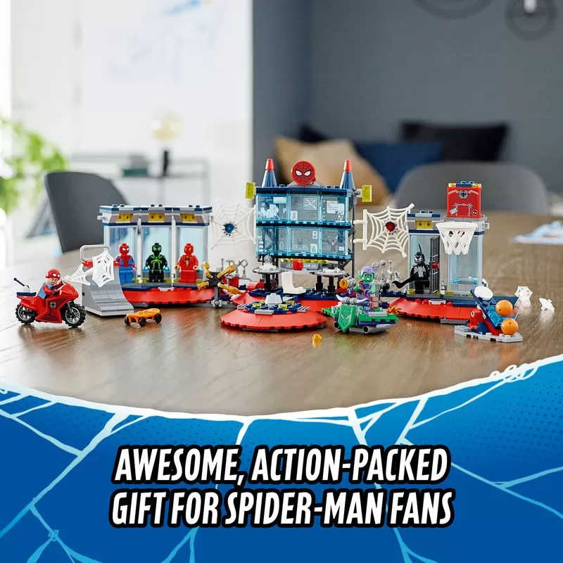 - 76175 MARVEL ATTACK ON THE SPIDER LAIR