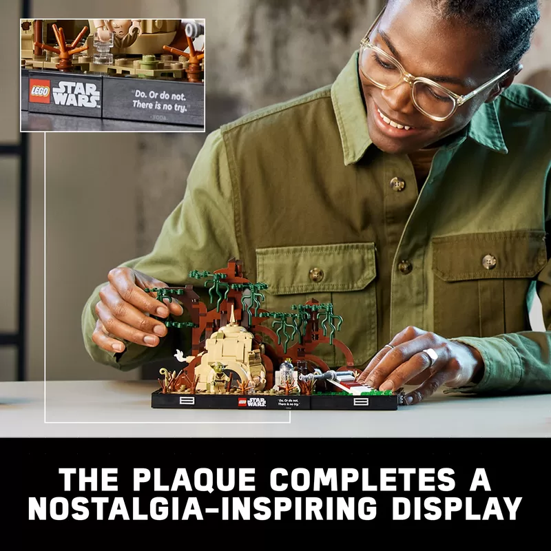 - - DAGOBAH JEDI TRAINING DIORAMA 75330 BUILDING KIT