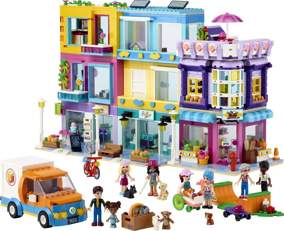 - 41704 FRIENDS MAIN STREET BUILDING