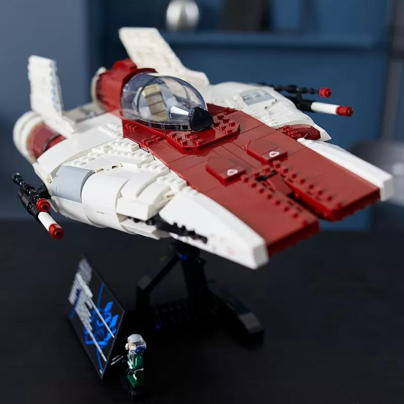 - 75275 A-WING STARFIGHTER