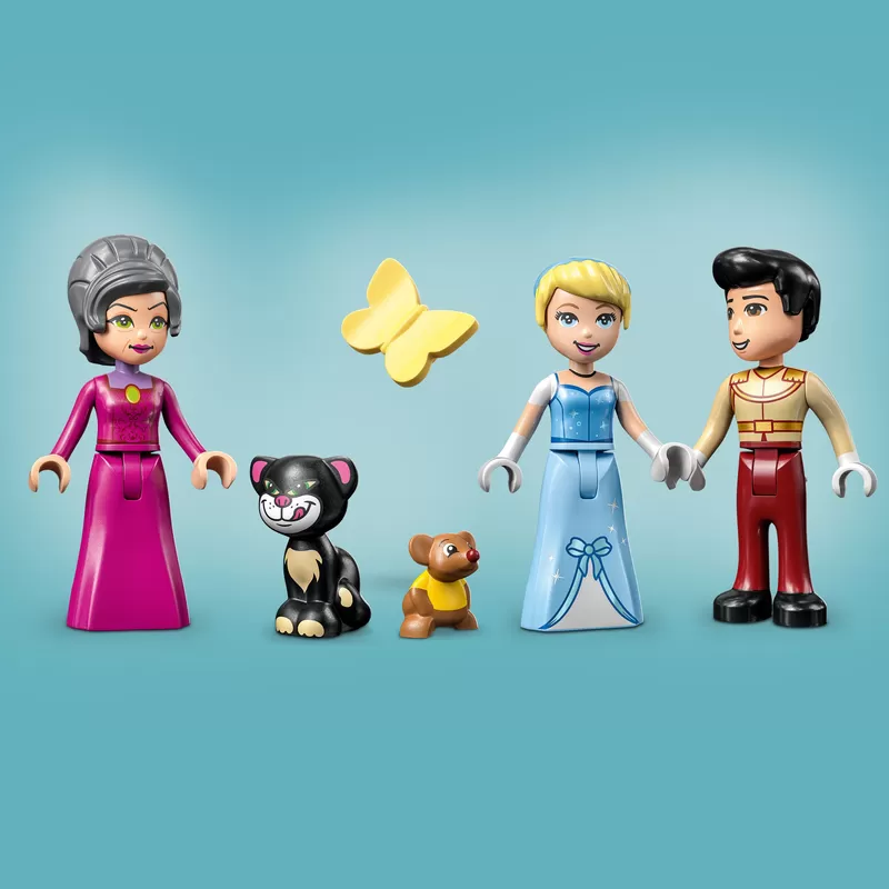 43206 - CINDERELLA AND PRINCE CHARMING’S CASTLE BUILDING KIT