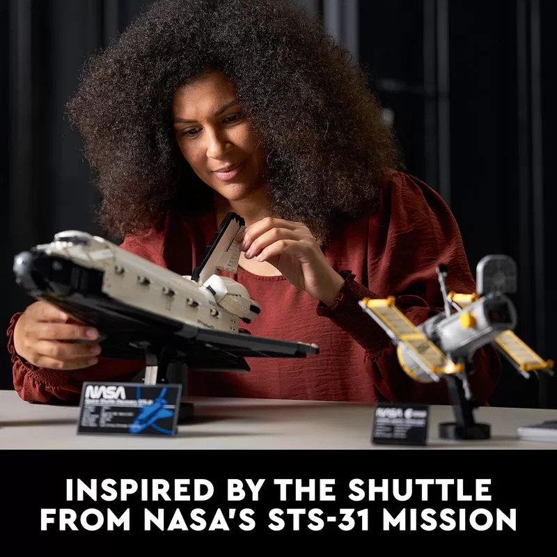 - 10283 ICONS NASA SPACE SHUTTLE DISCOVERY