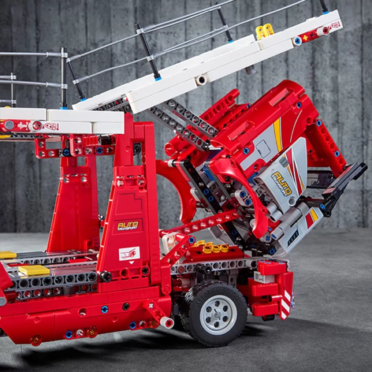 - 42098 TECHNIC CAR TRANSPORTER