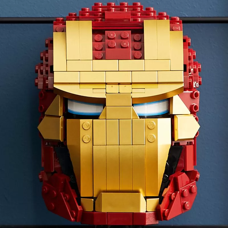 - 76165 MARVEL IRON MAN HELMET