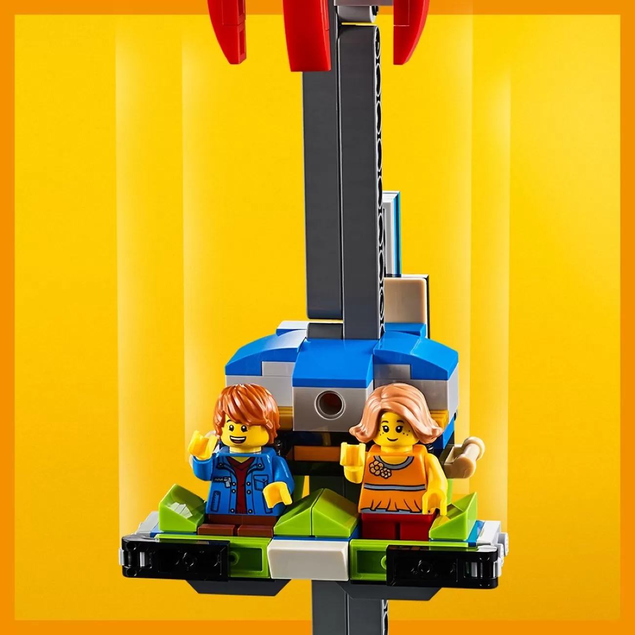 - 31095 CREATOR FAIRGROUND CAROUSEL