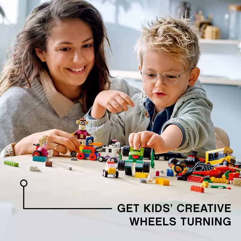 - 11014 CLASSIC BRICKS AND WHEELS