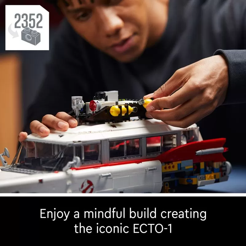 - 10274 CREATOR EXPERT GHOSTBUSTERS ECTO-1