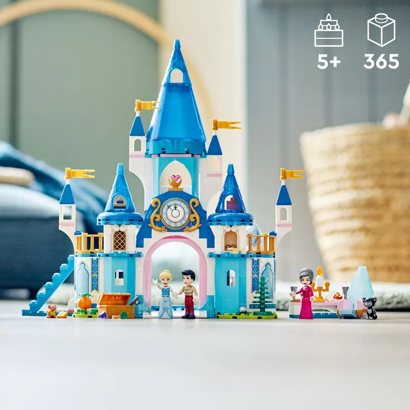 43206 - CINDERELLA AND PRINCE CHARMING’S CASTLE BUILDING KIT