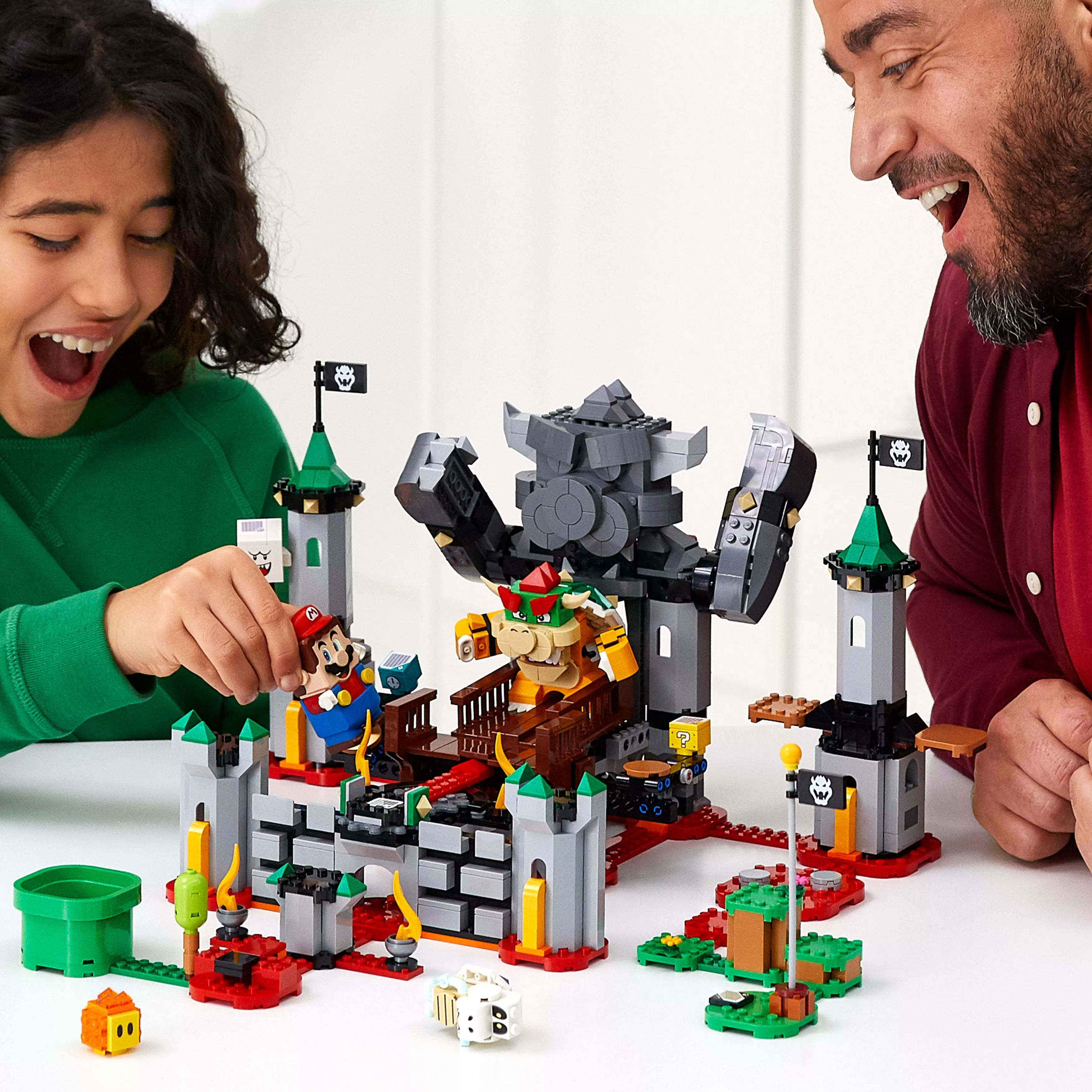 - 71369 SUPER MARIO BOWSERS CASTLE BOSS BATTLE EXPANSION SET