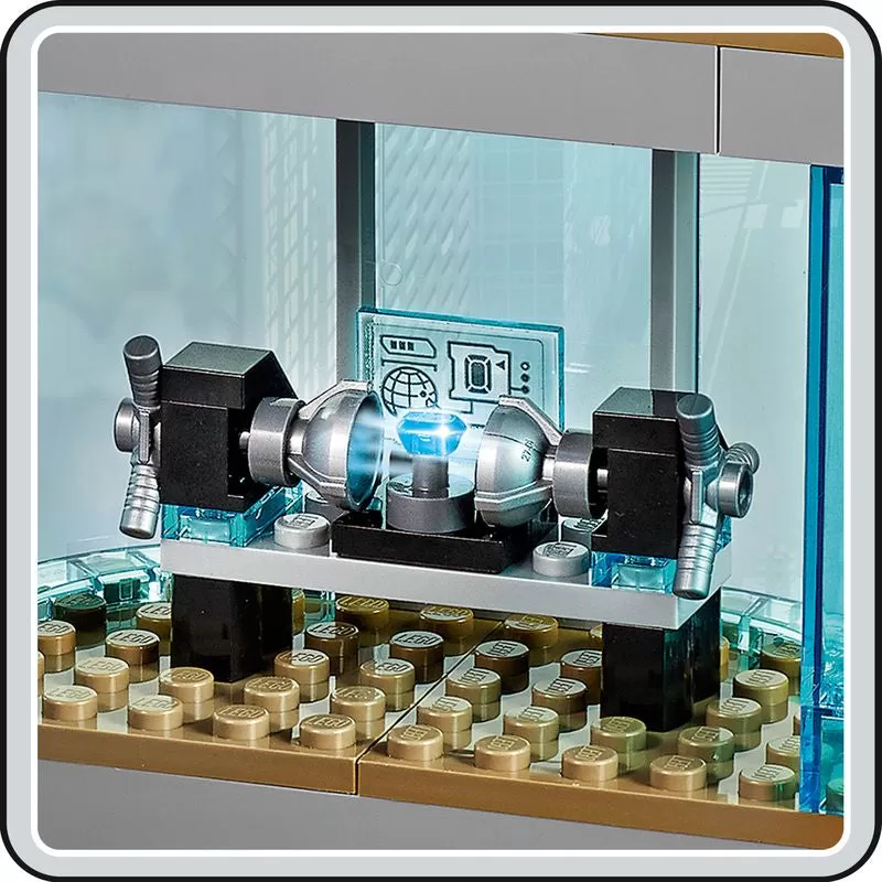 - 76166 MARVEL AVENGERS TOWER BATTLE