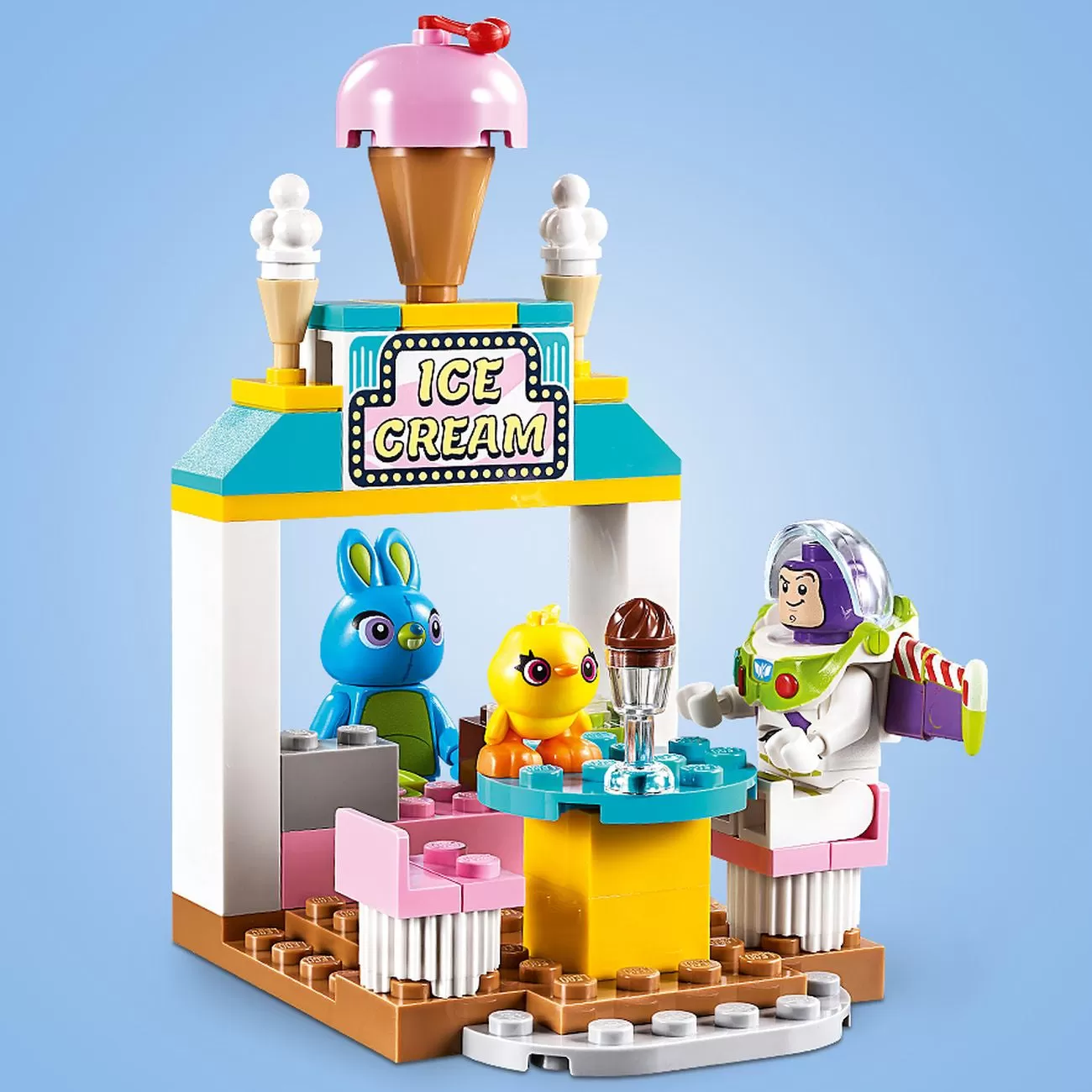 - 10770 TOY STORY 4 BUZZ AND WOODYS CARNIVAL MANIA