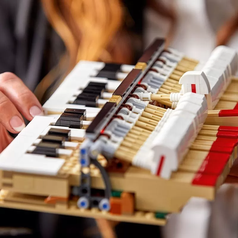 - 21323 - IDEAS GRAND PIANO