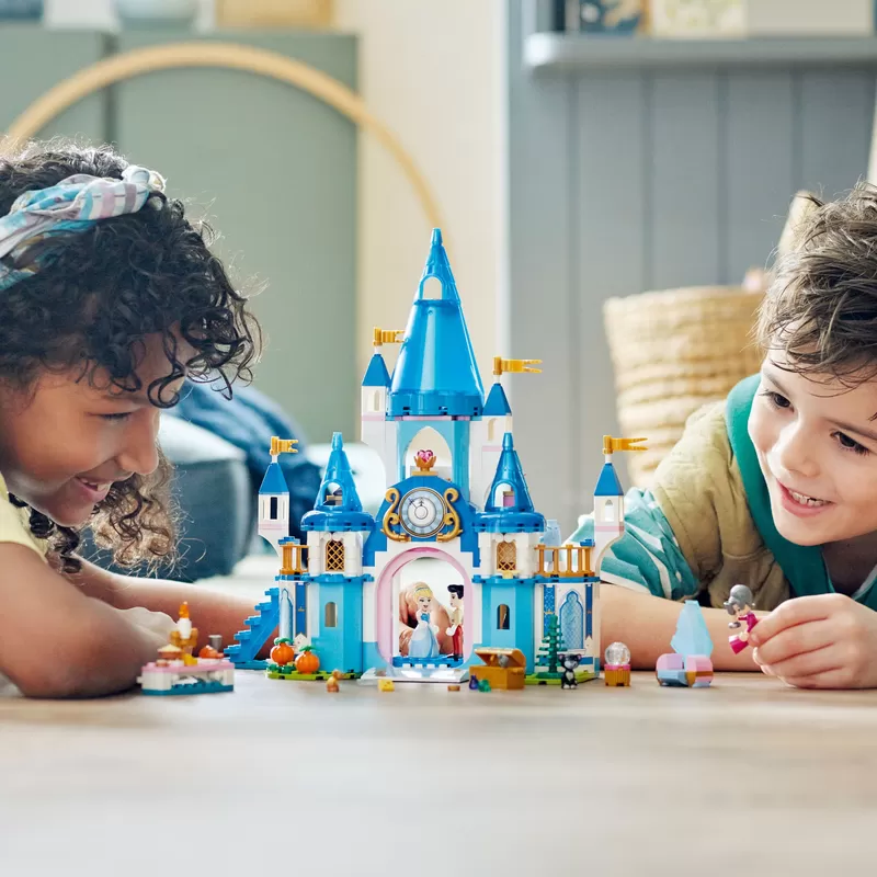 43206 - CINDERELLA AND PRINCE CHARMING’S CASTLE BUILDING KIT