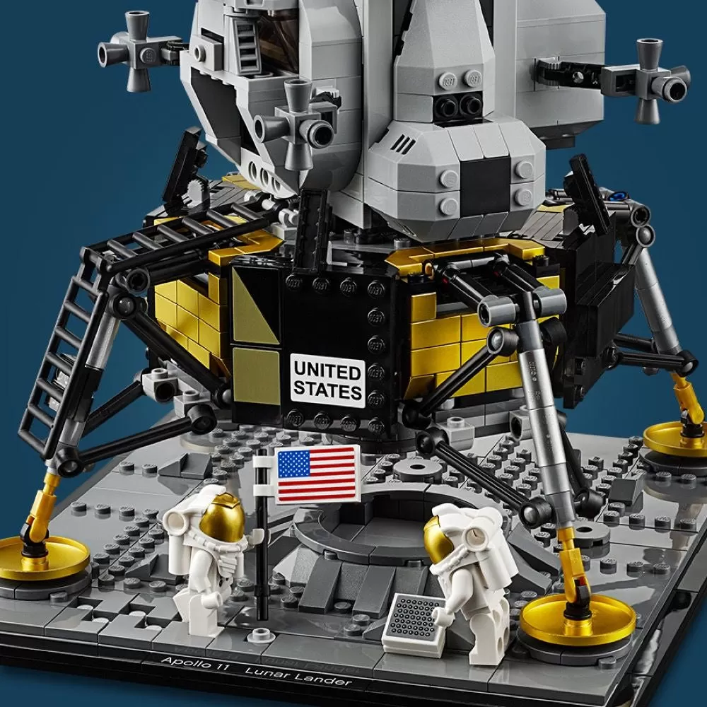 - 10266 CREATOR NASA APOLLO 11 LUNAR LANDER