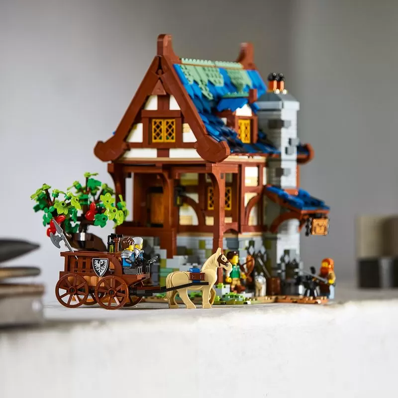 - 21325 - IDEAS MEDIEVAL BLACKSMITH