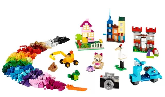 - 10698 CLASSIC - LARGE CREATIVE BRICK BOX
