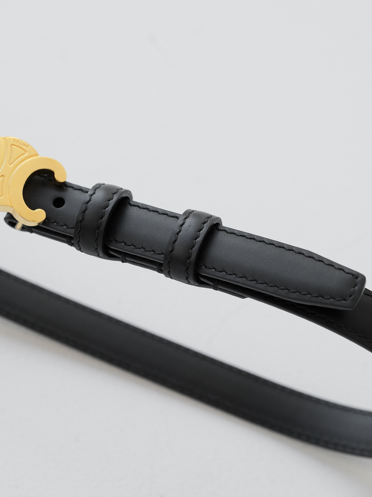 CELIN*ETRIOMPHE Arc de Triomphe cow leather belt with black gold buckle for men and women.