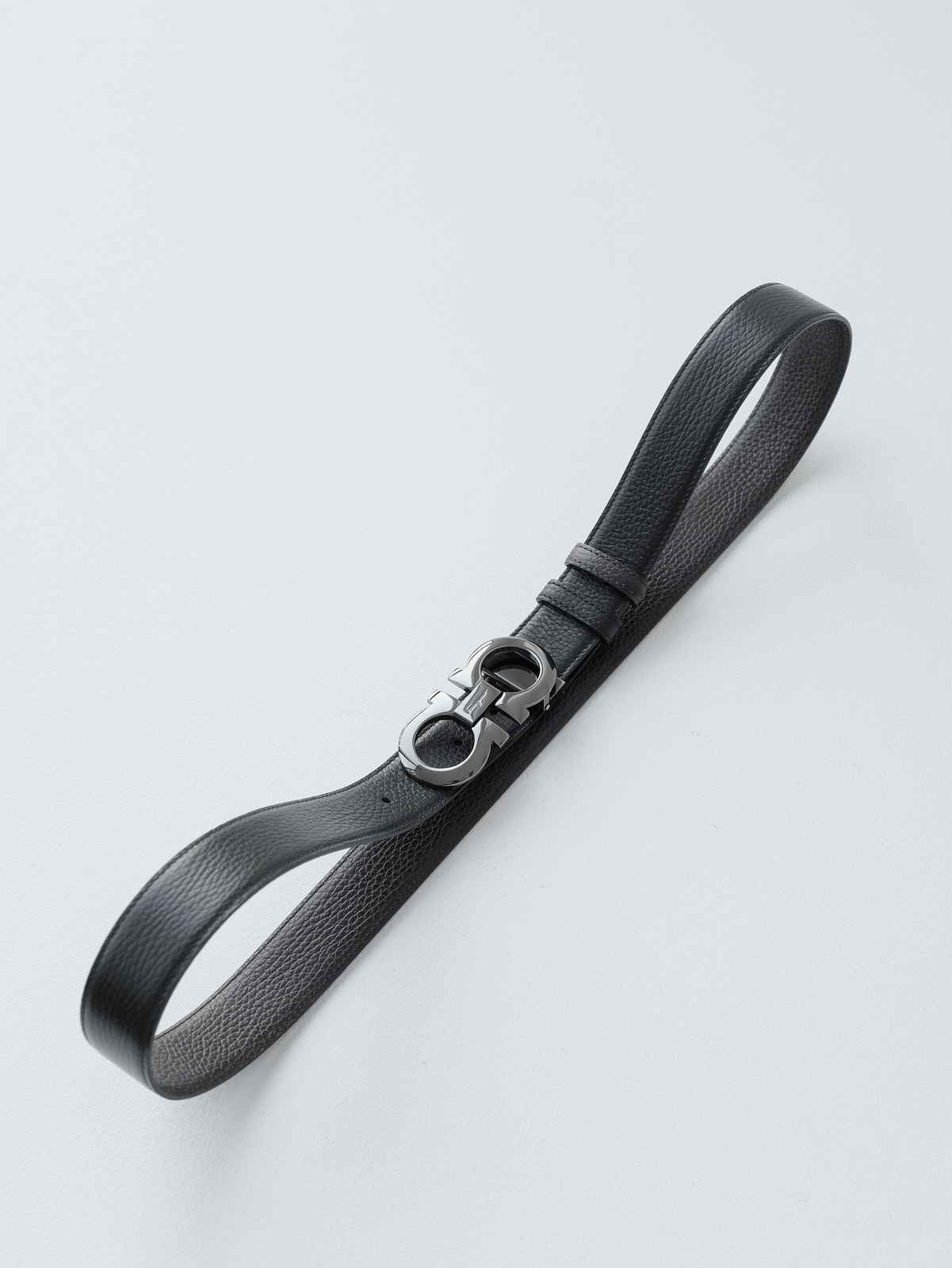 Ferragamo Muliang gun color buckle