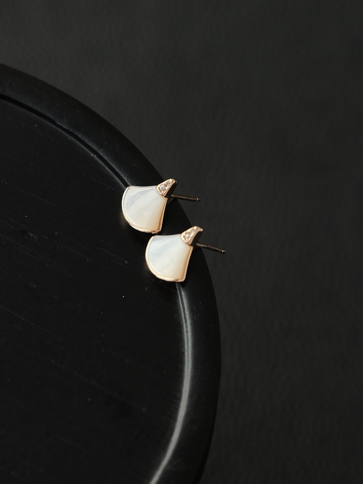 TB126-XK016短款白色