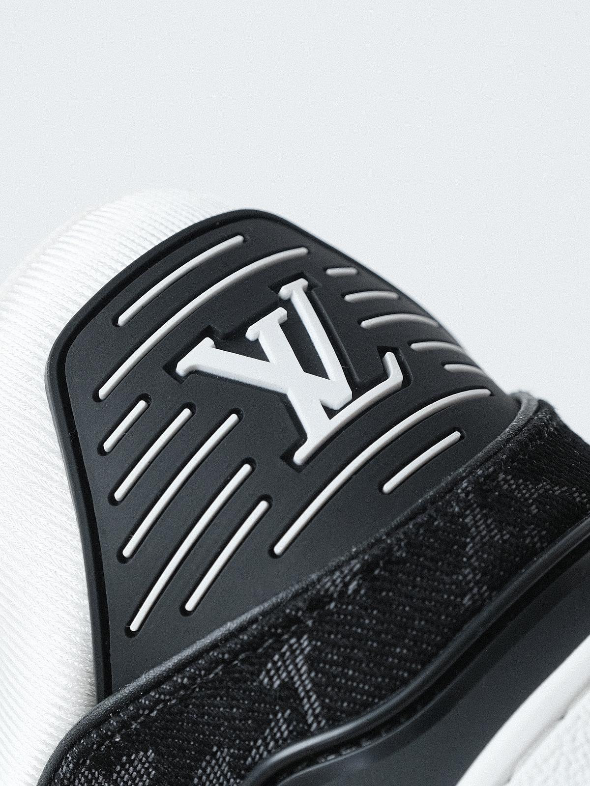 Louis Vuitton black shoes denim cloth shoes