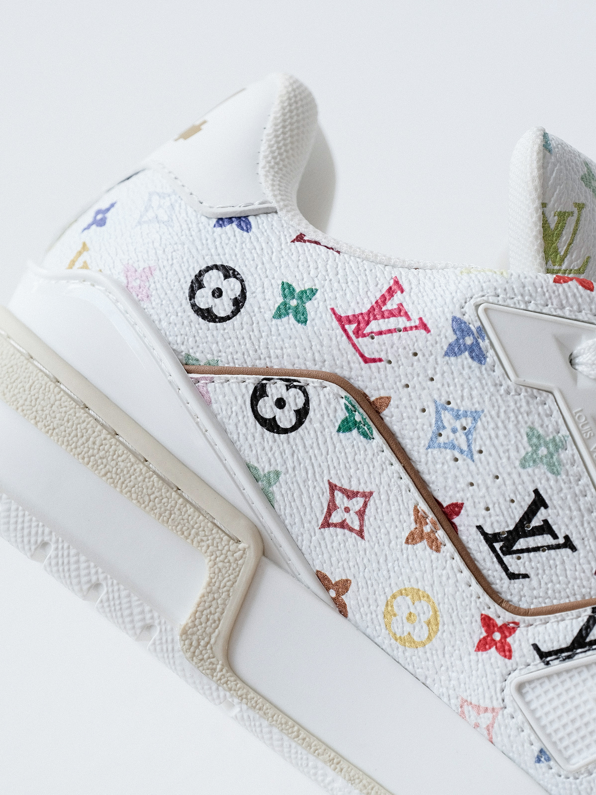 LV Murakami Takashi co-branded white tricolor Trainer