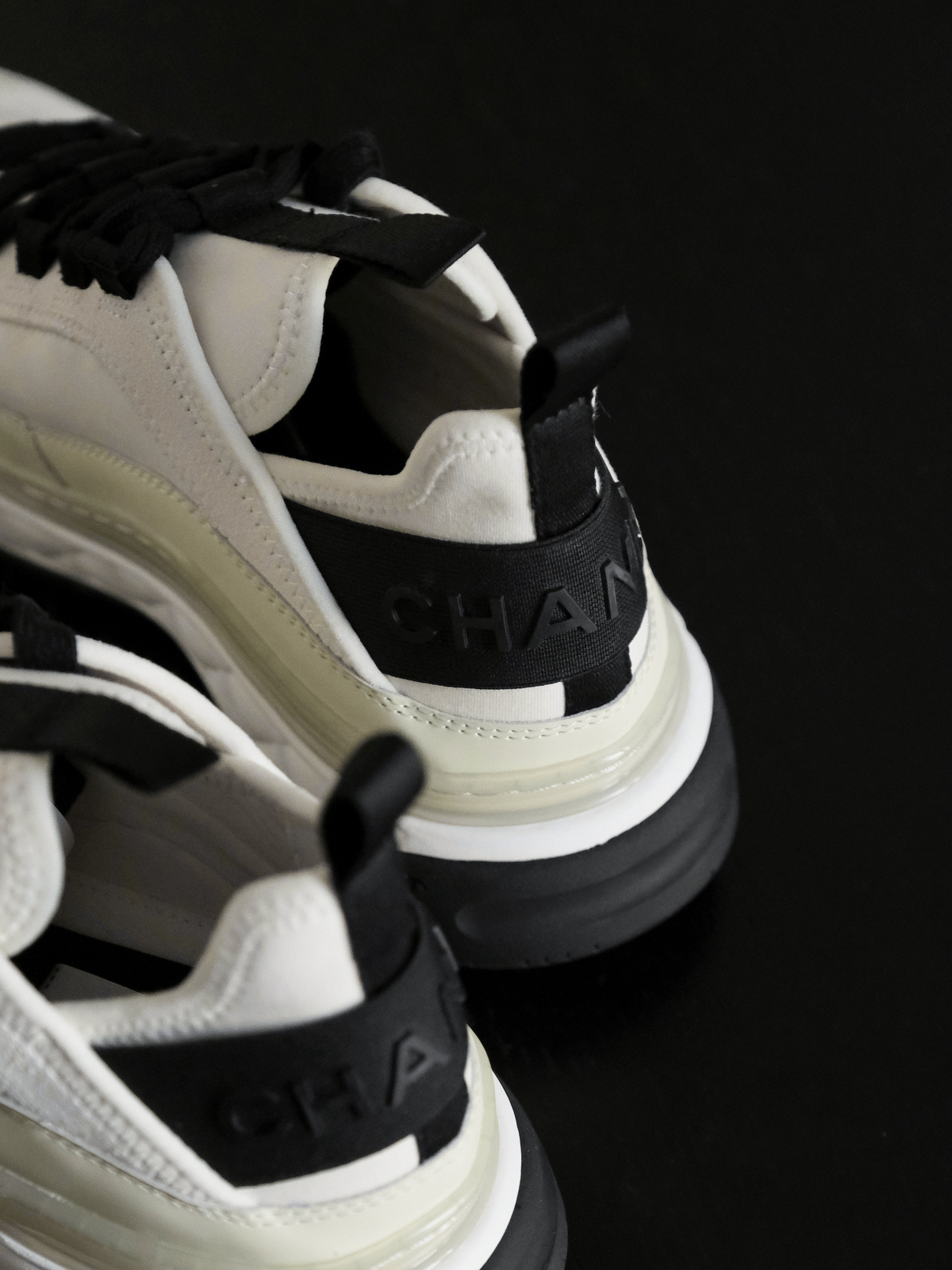 Chanel~~ the latest sports shoes; dad shoes