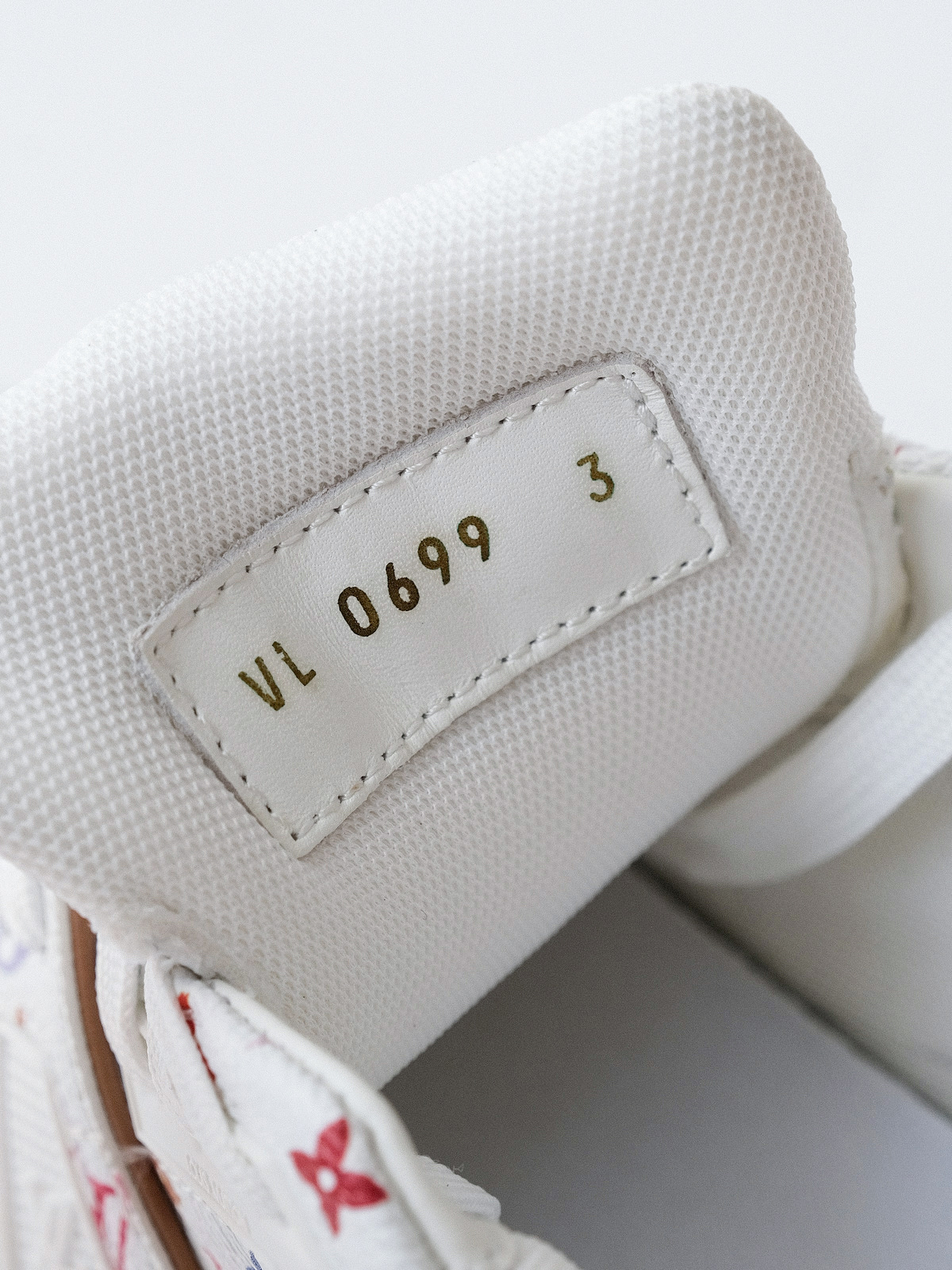 LV Murakami Takashi co-branded white tricolor Trainer
