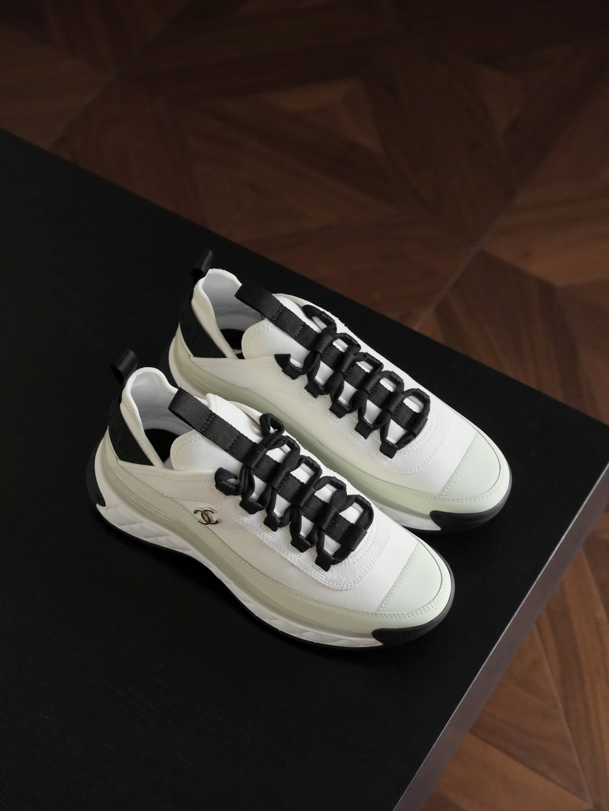 Chanel~~ the latest sports shoes; dad shoes