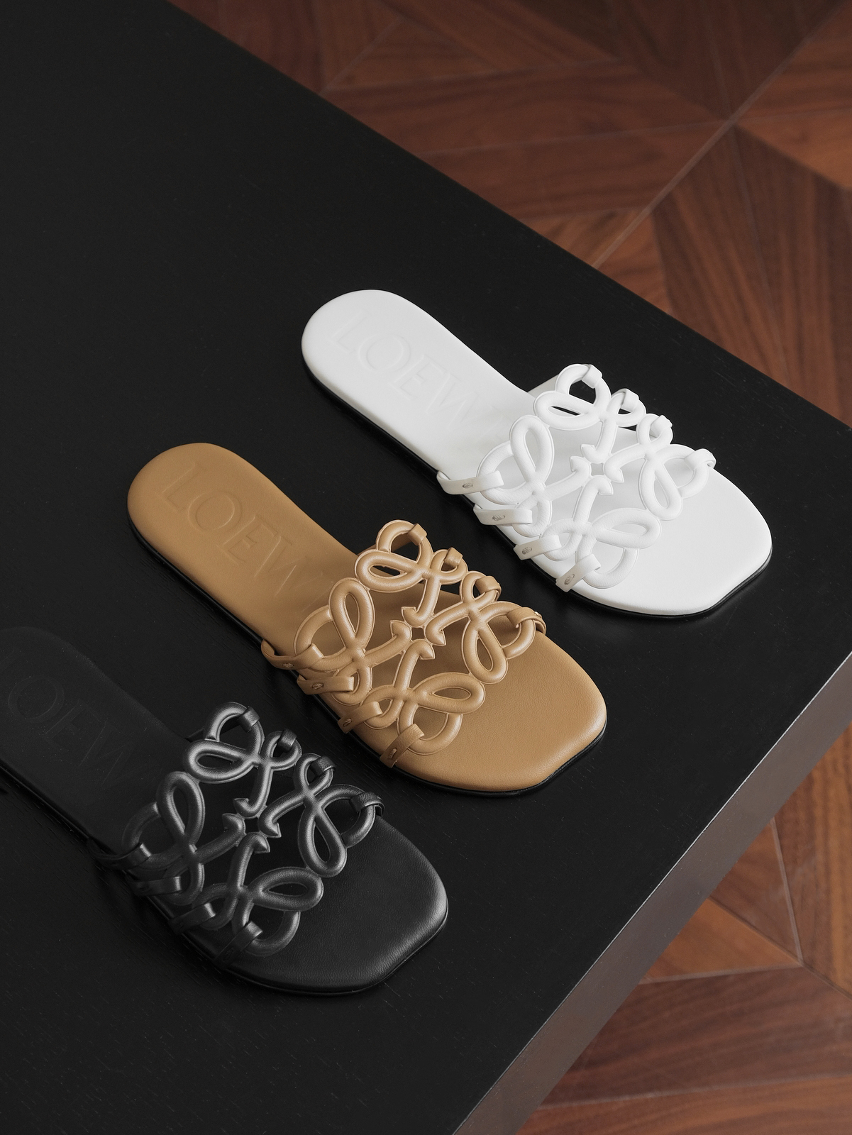 XX15-CG84黑+白+咖