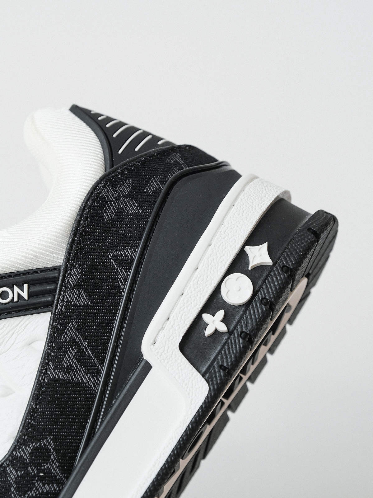 Louis Vuitton black shoes denim cloth shoes