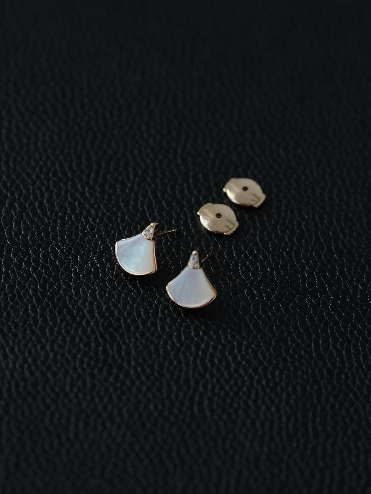 TB126-XK016短款白色