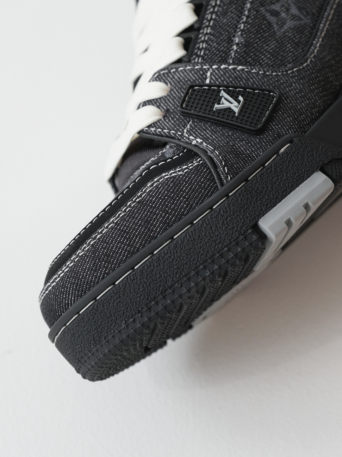 Louis Vuitton Louis Vuitton Trainer denim men's new