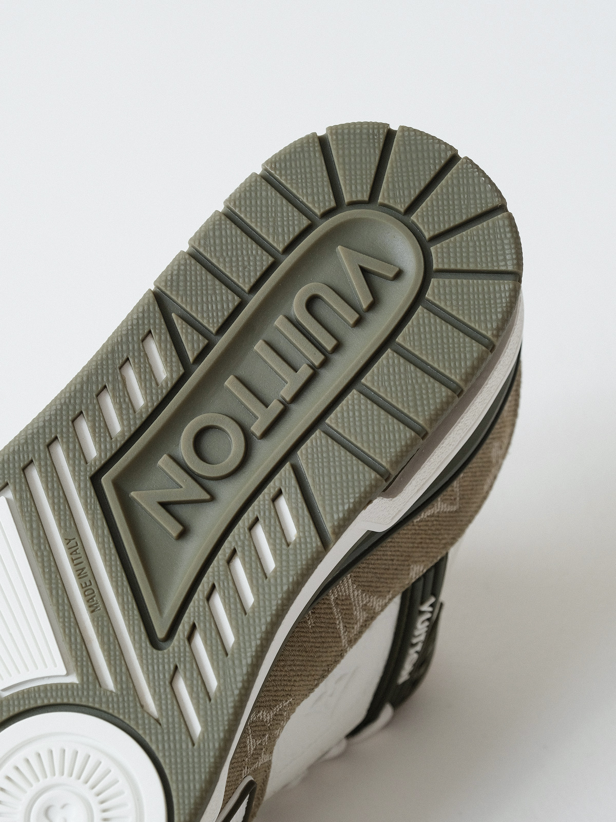 LOUIS VUITTON Trainer cow leather khaki green for men and women.