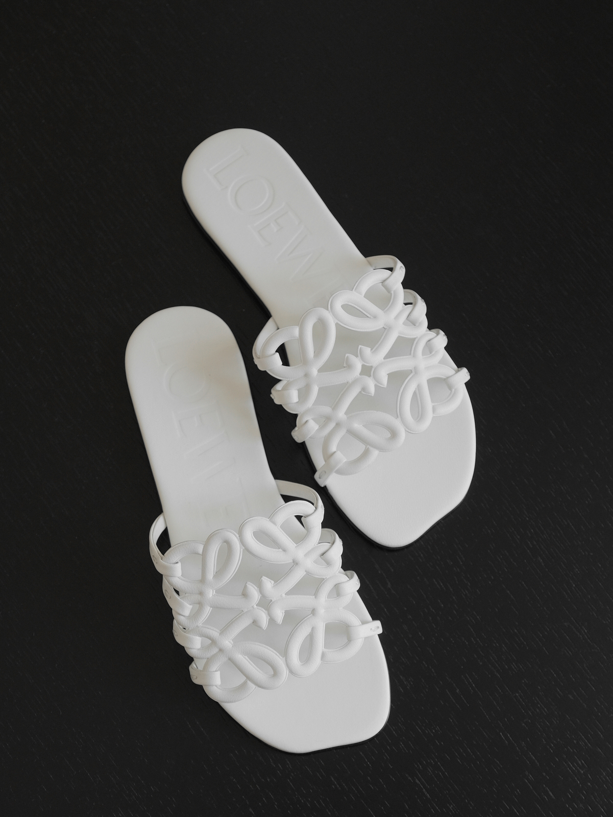 XX15-CG84黑+白+咖