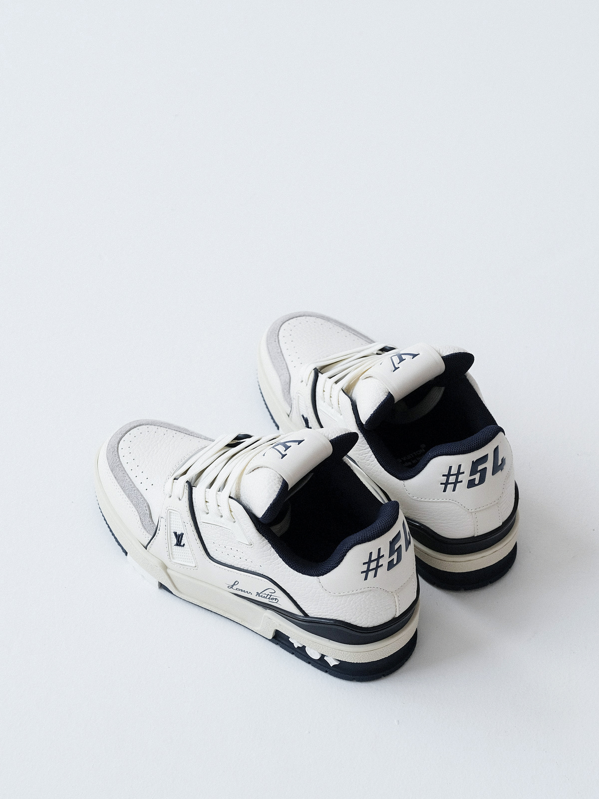 LV trainer Denmark New/New Color Matching Navy Blue with White