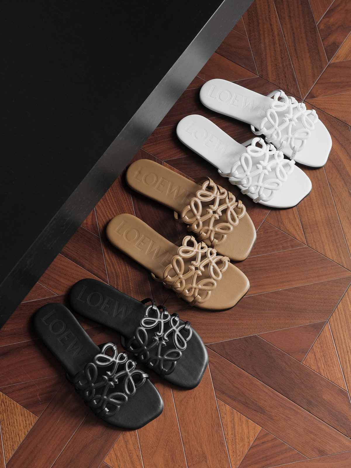 XX15-CG84黑+白+咖