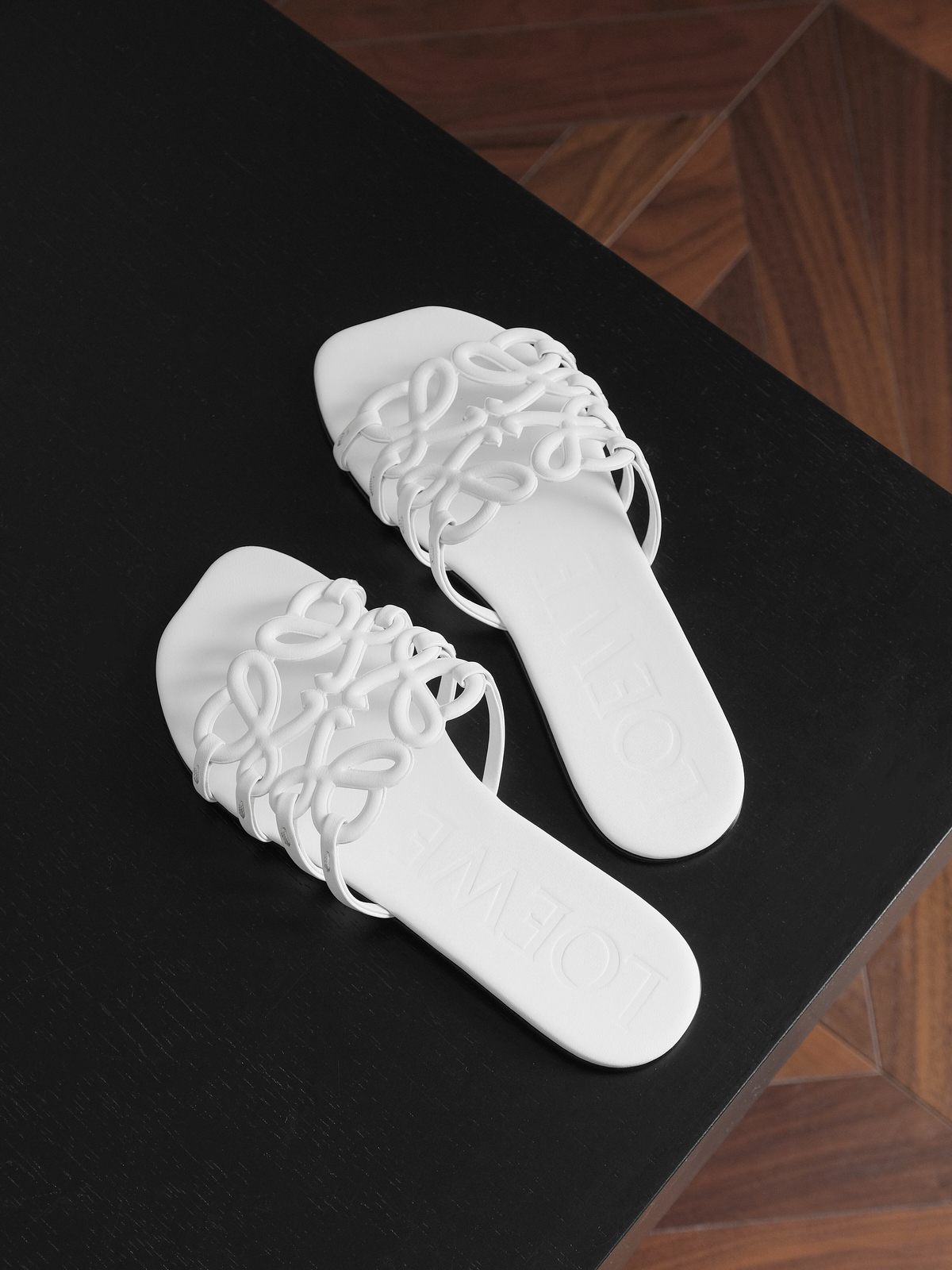 XX15-CG84黑+白+咖