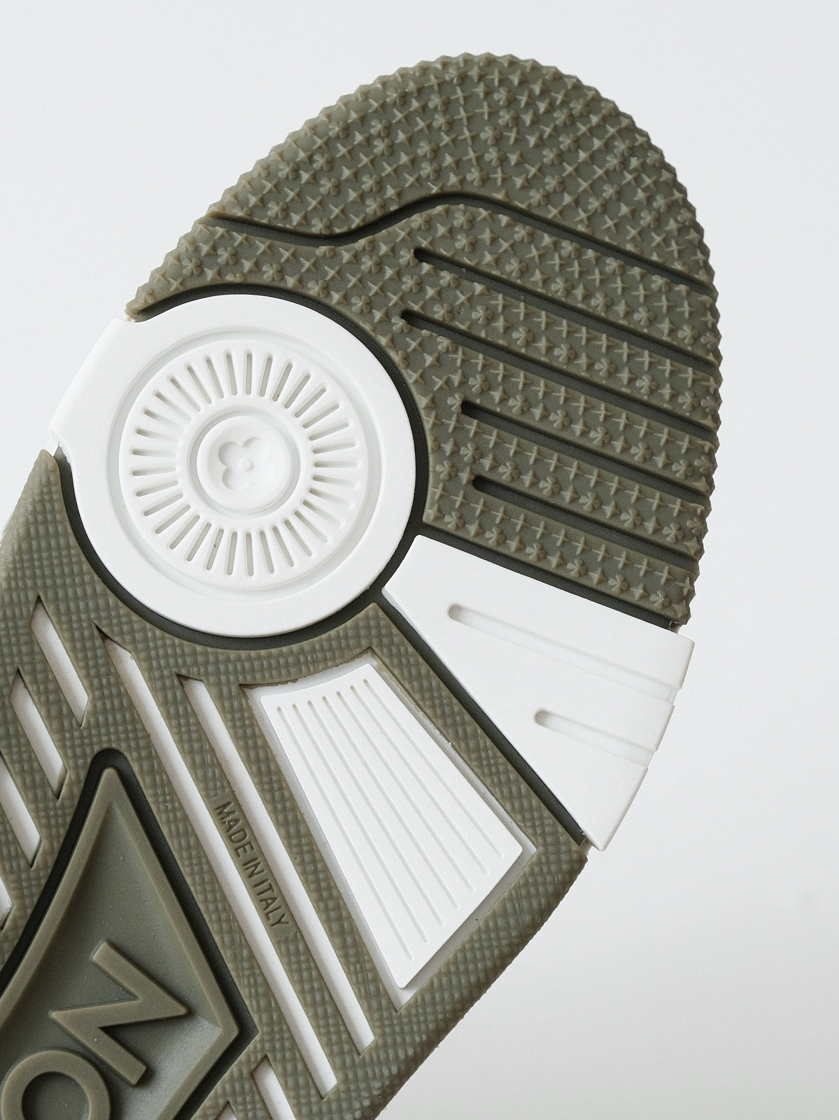 LOUIS VUITTON Trainer cow leather khaki green for men and women.