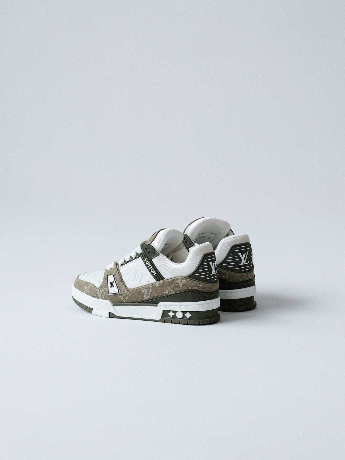 LOUIS VUITTON Trainer cow leather khaki green for men and women.