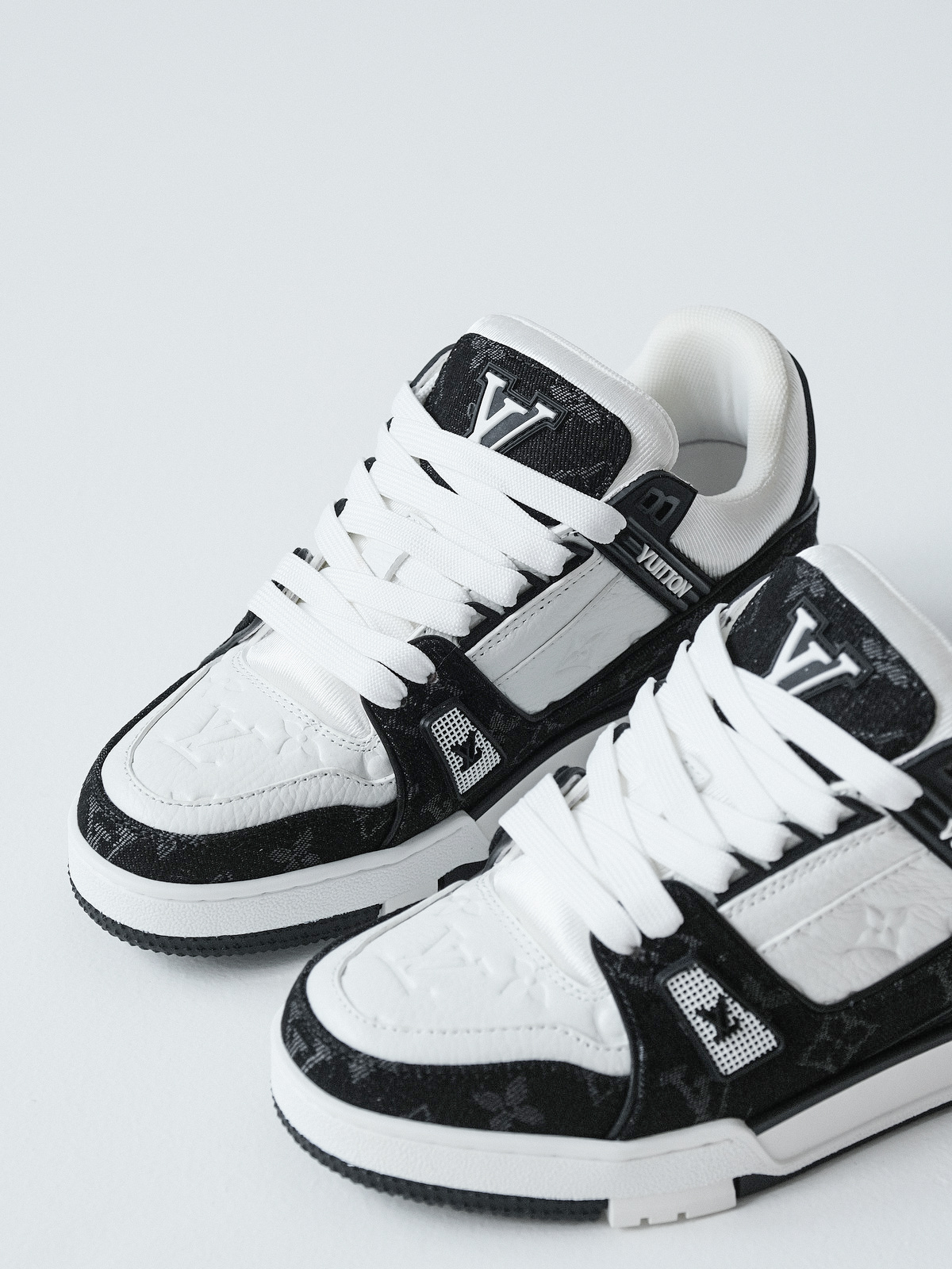 Louis Vuitton black shoes denim cloth shoes