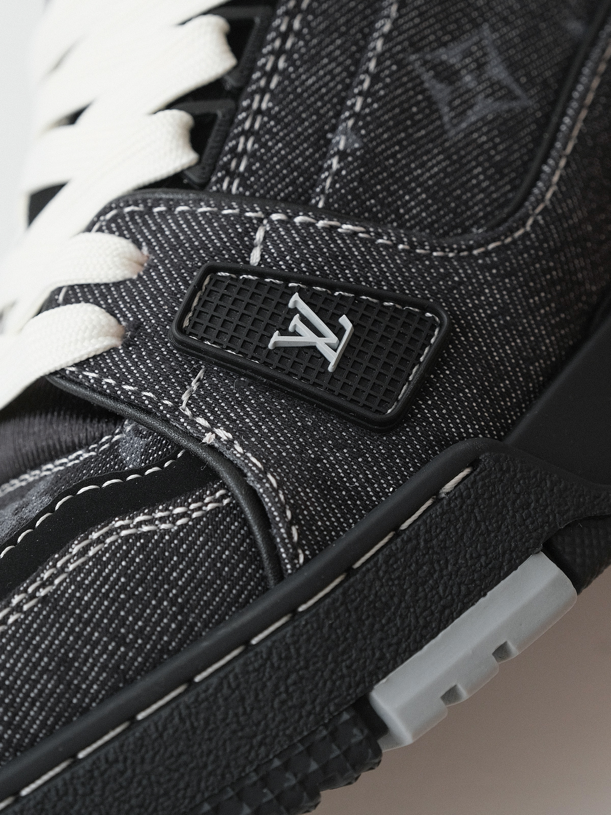 Louis Vuitton Louis Vuitton Trainer denim men's new