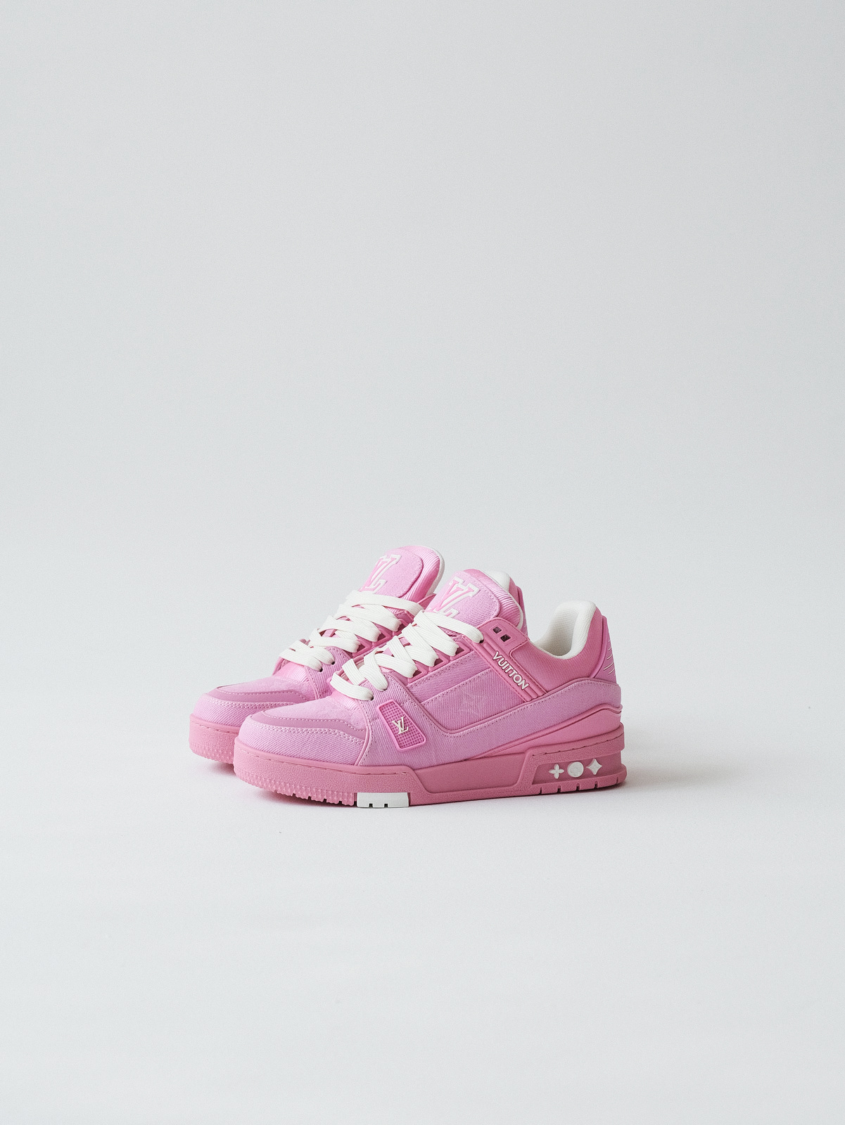 LOUIS VUITTON Trainer cow leather ladies pink.