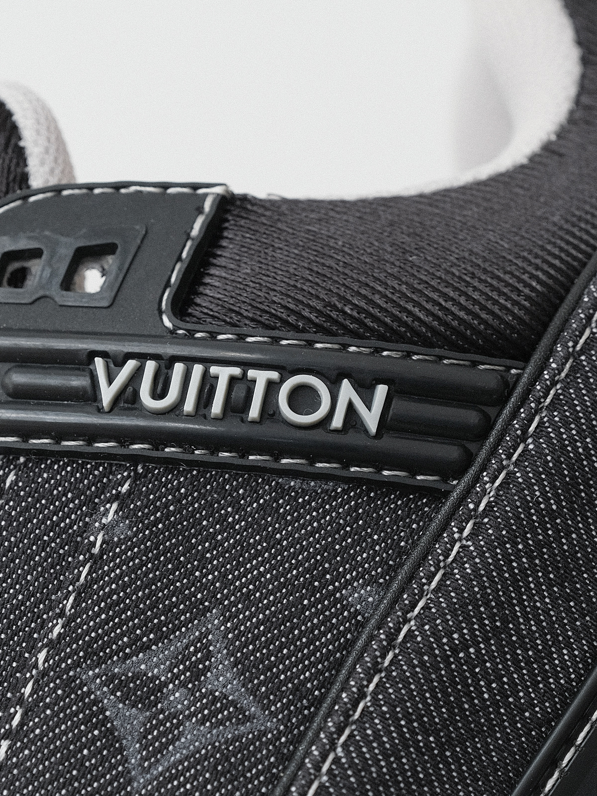 Louis Vuitton Louis Vuitton Trainer denim men's new