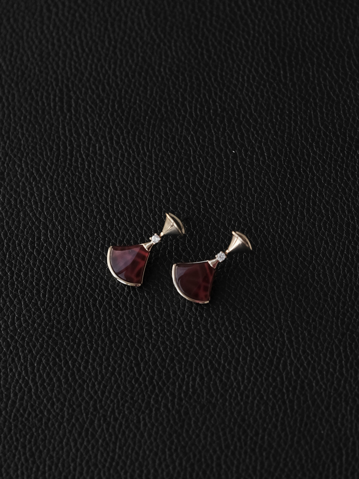 TB126-XK016长款红色+白色