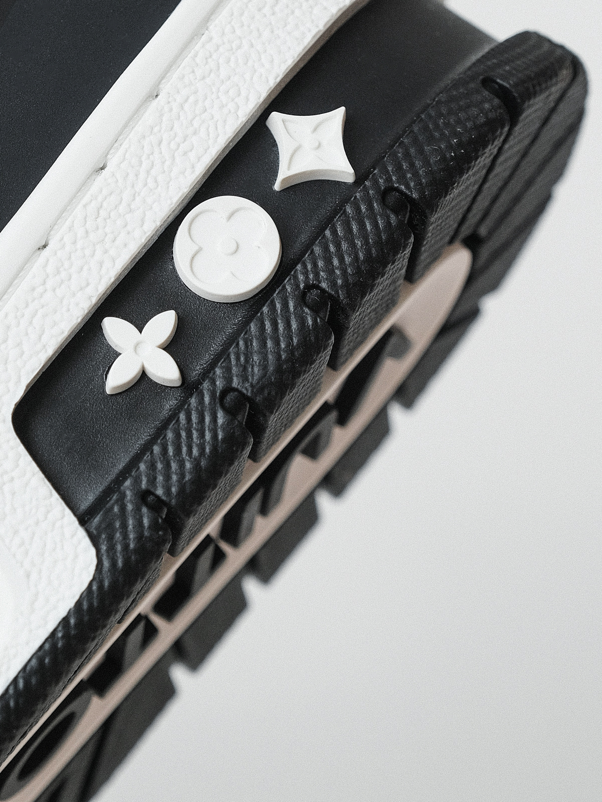 Louis Vuitton black shoes denim cloth shoes