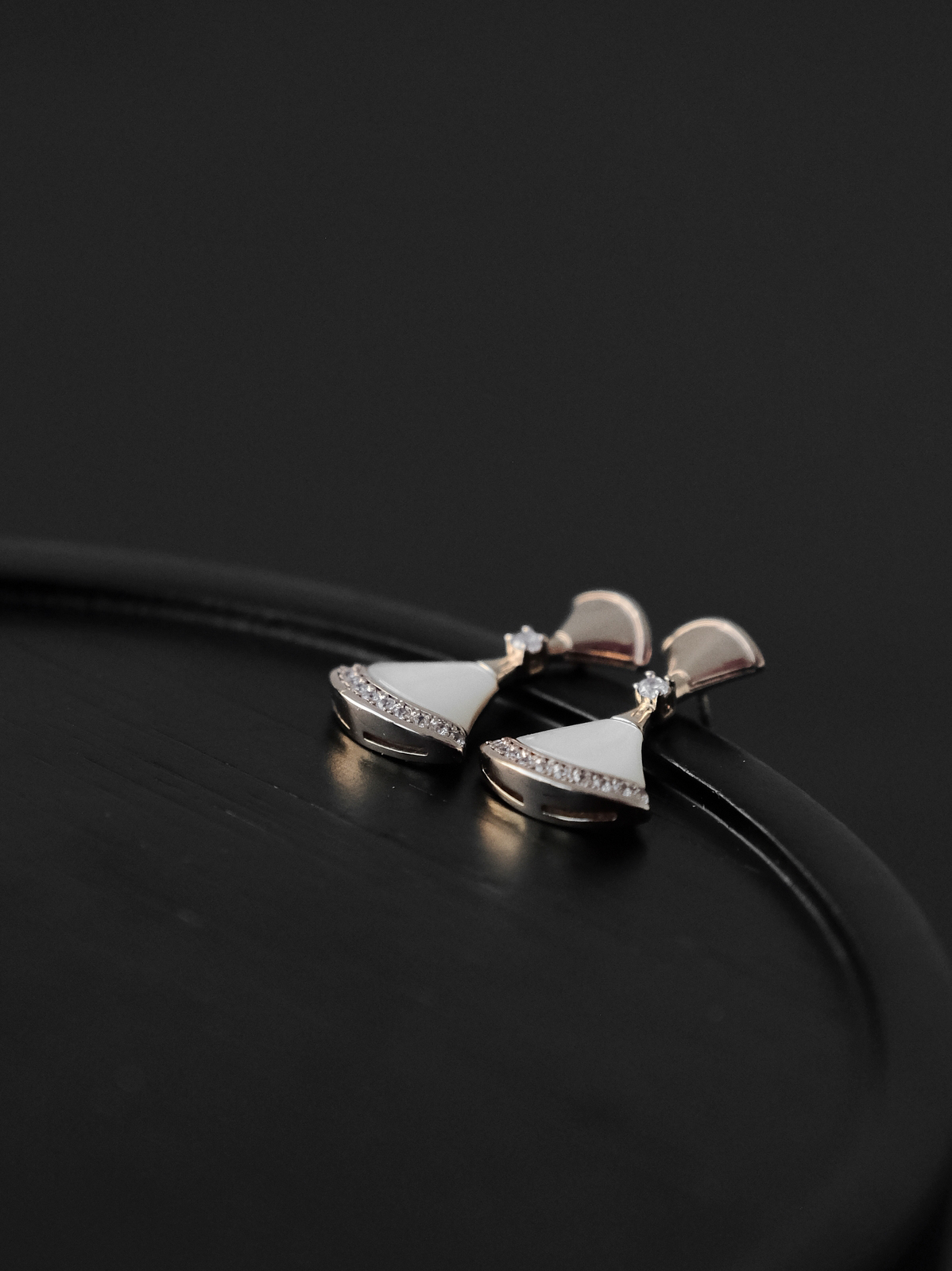 TB126-XK016长款红色+白色